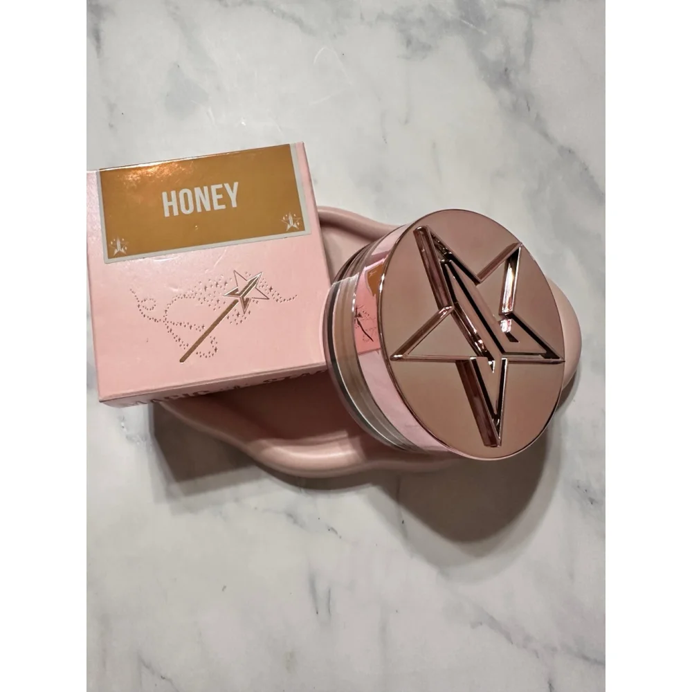 Jeffree Star Luminous Powder Honey